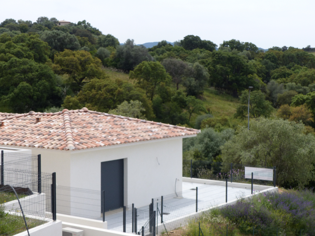 Maison récente vue mer Bastelicaccia 3 pièce(s) 70 m2 avec jardinet Maison récente vue mer Bastelicaccia 3 pièce(s) 70 m2 avec jardinet