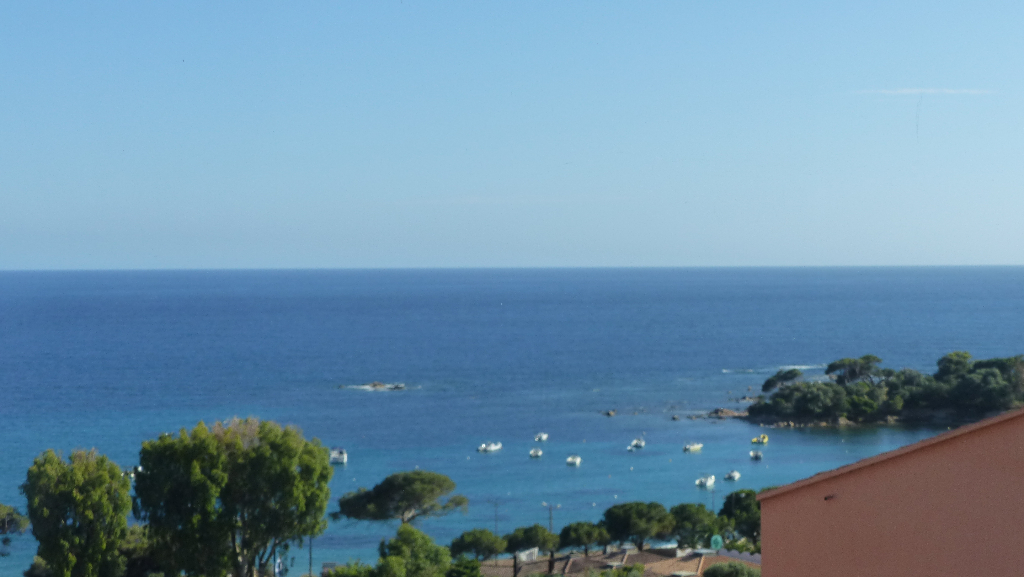 Ajaccio Sanguinaires Appart F3, 80 m2 vue mer à 2 pas de la plage Marinella Ajaccio Sanguinaires Appart F3, 80 m2 vue mer à 2 pas de la plage Marinella
