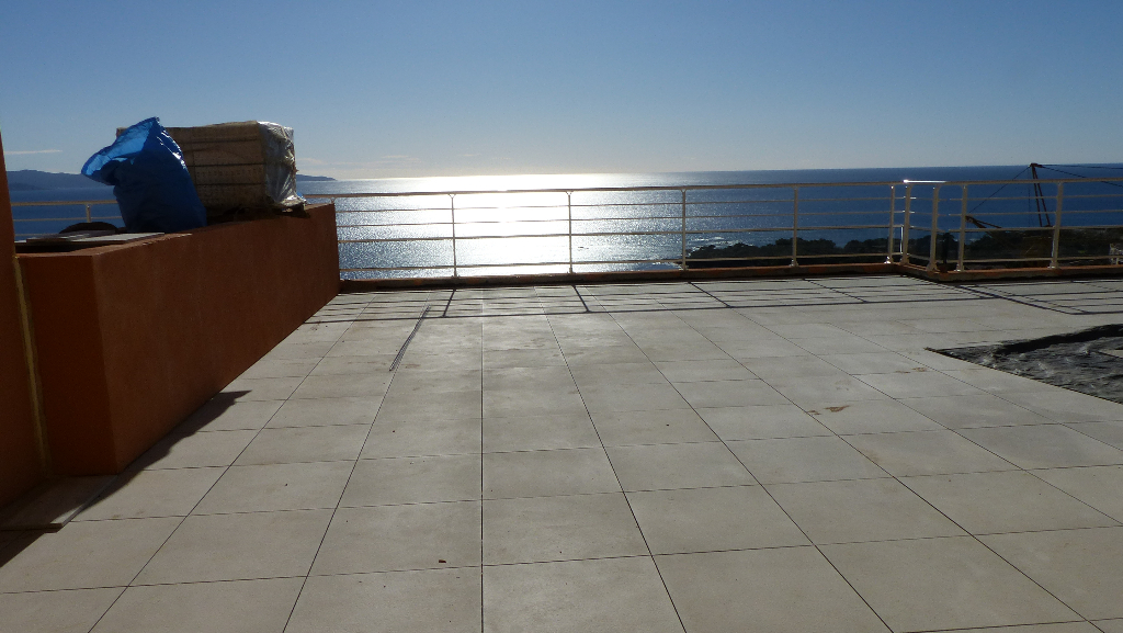 Ajaccio route des Sanguinaires 4 pièce(s) 102 m2 terrasse 100m² vue mer Ajaccio route des Sanguinaires 4 pièce(s) 102 m2 terrasse 100m² vue mer