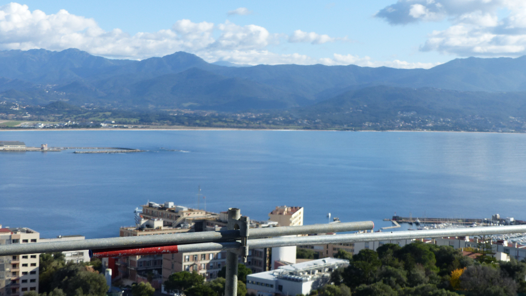 Appartement Ajaccio 4 pièce(s) 96 m2 vue imprenable sur la mer secteur Salario Appartement Ajaccio 4 pièce(s) 96 m2 vue imprenable sur la mer secteur Salario