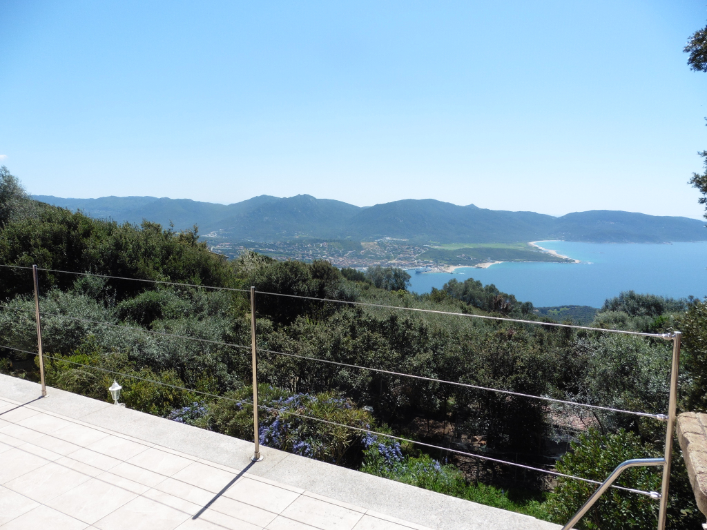 Villa F5 + F3, vue mer Villa F5 + F3, vue mer