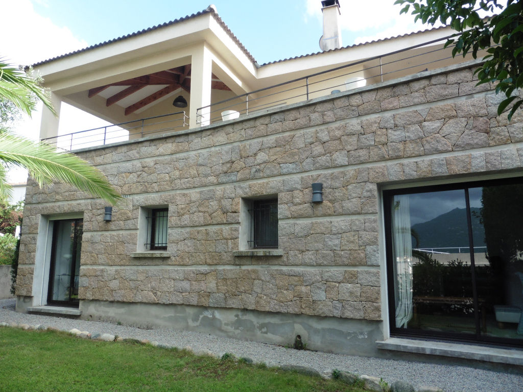 Demeure de prestige Propriano Centre Ville 5 pièce(s) 240 m2 Demeure de prestige Propriano Centre Ville 5 pièce(s) 240 m2