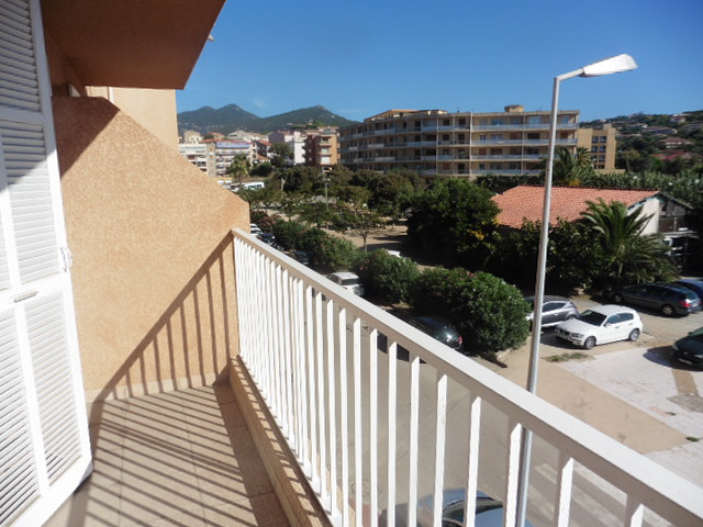 Appartement Propriano 3 pièce(s) 76 m2 Appartement Propriano 3 pièce(s) 76 m2
