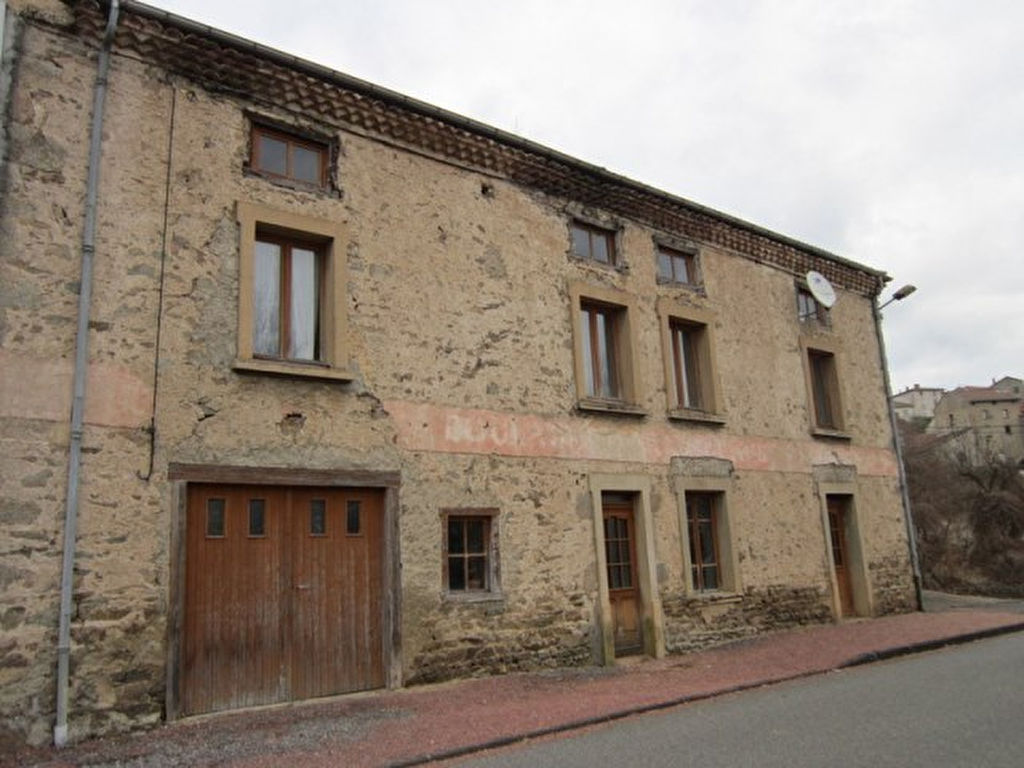 Saint Just En Chevalet Maison en pierre proche commodités Saint Just En Chevalet Maison en pierre proche commodités