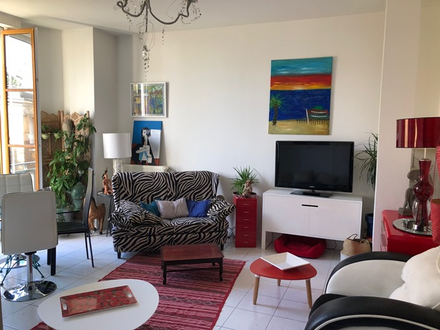 Vichy Appartement F3 de 86.57 m2 avec ascenseur Vichy Appartement F3 de 86.57 m2 avec ascenseur