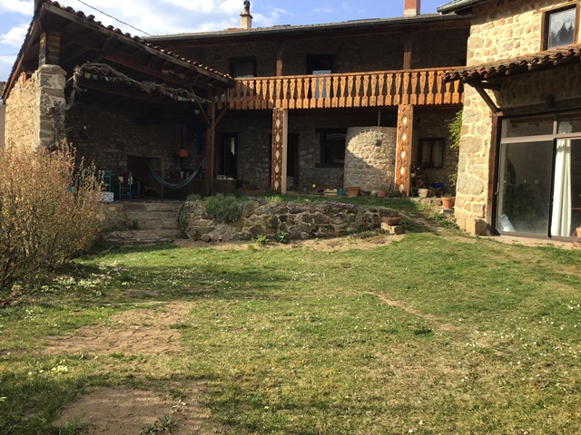 Noirétable Prox. ancien corps de ferme et terrain Noirétable Prox. ancien corps de ferme et terrain