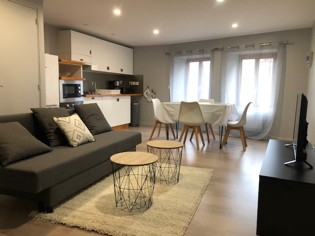 Volvic Appartement F3 à louer 60 m2 MEUBLÉ Volvic Appartement F3 à louer 60 m2 MEUBLÉ
