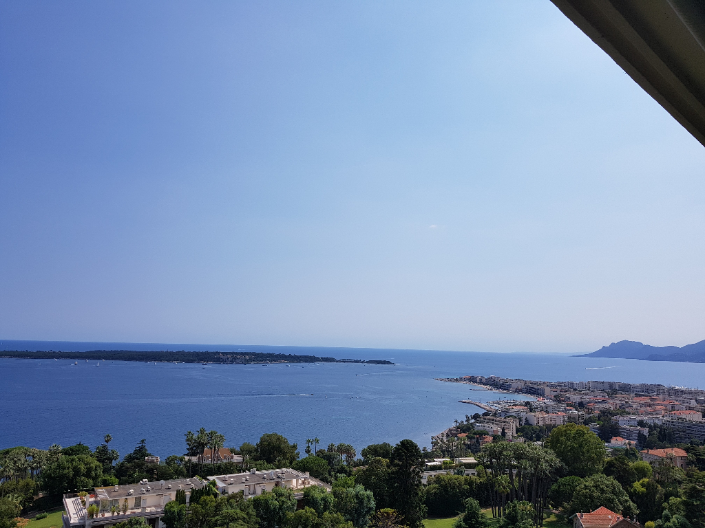 Cannes Californie - 3 pièces 90m² avec vue mer panoramique Cannes Californie - 3 pièces 90m² avec vue mer panoramique