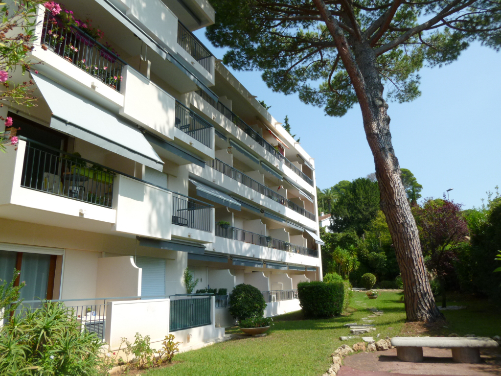 Appartement Cannes Studio 29 m² en RDJ Appartement Cannes Studio 29 m² en RDJ
