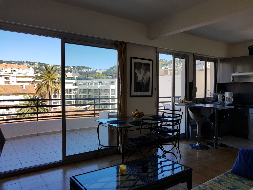 Appartement Cannes 1 pièce(s) 34.02 m2 Appartement Cannes 1 pièce(s) 34.02 m2