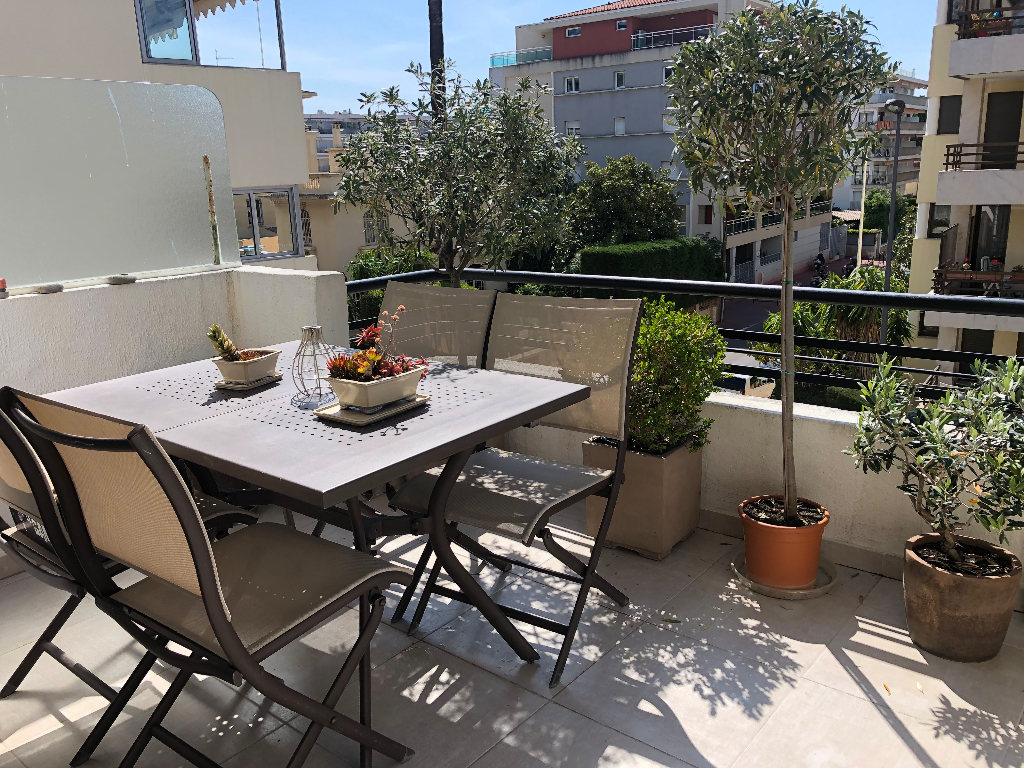Appartement Cannes 3 pièce(s) 91.052 m2 Appartement Cannes 3 pièce(s) 91.052 m2