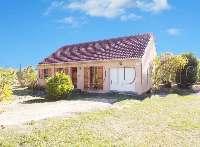 BEAUMONT DU GATINAIS - Maison A vendre - 4 pièces - 85 m² habitables sur 1616 m² de Terrain BEAUMONT DU GATINAIS - Maison A vendre - 4 pièces - 85 m² habitables sur 1616 m² de Terrain