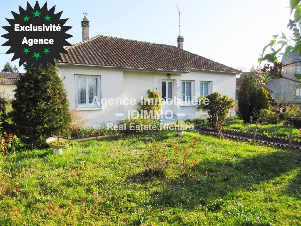 A VENDRE Maison de plain-pied, 566 m² de Terrain, garage, Sous sol total. A VENDRE Maison de plain-pied, 566 m² de Terrain, garage, Sous sol total.