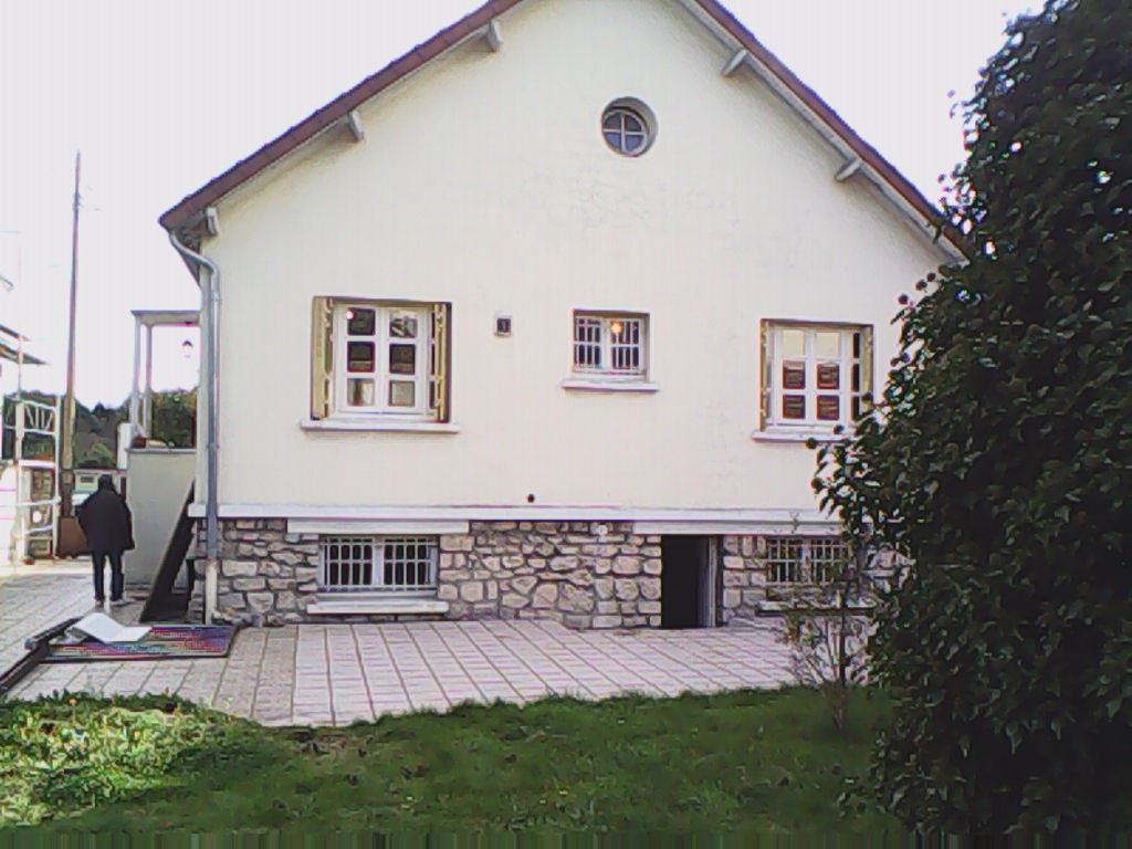 GRAND PAVILLON DE 100M2 ET DE 7 PIECES GRAND PAVILLON DE 100M2 ET DE 7 PIECES