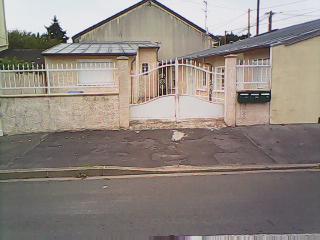 IMMEUBLE( UN ENSEMBLE DE 5 LOGEMENTS DE PLEIN-PIEDS) IMMEUBLE( UN ENSEMBLE DE 5 LOGEMENTS DE PLEIN-PIEDS)