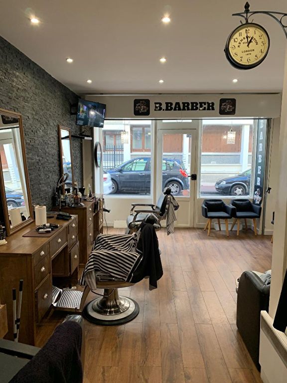 salon de coiffure très bien situé à Enghien les bains salon de coiffure très bien situé à Enghien les bains