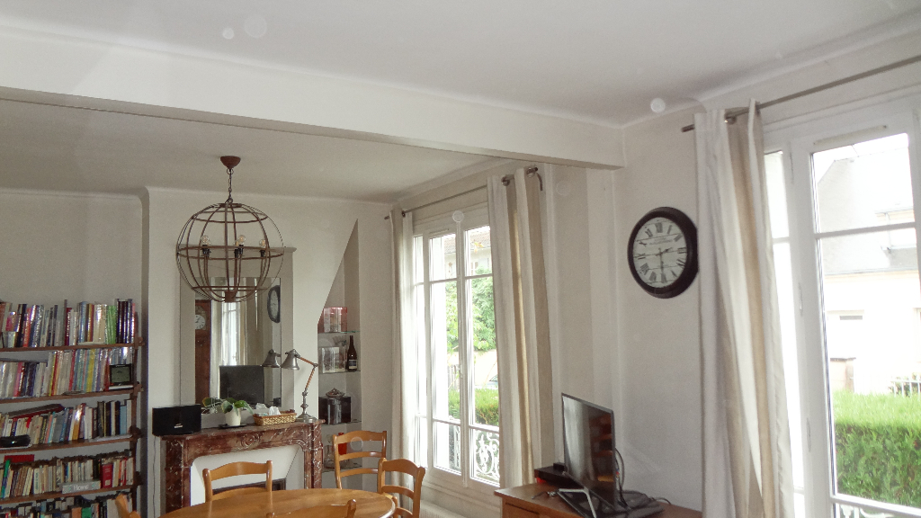 A vendre dans le quartier du Clos à Vélizy, une maison en excellent état ! A vendre dans le quartier du Clos à Vélizy, une maison en excellent état !