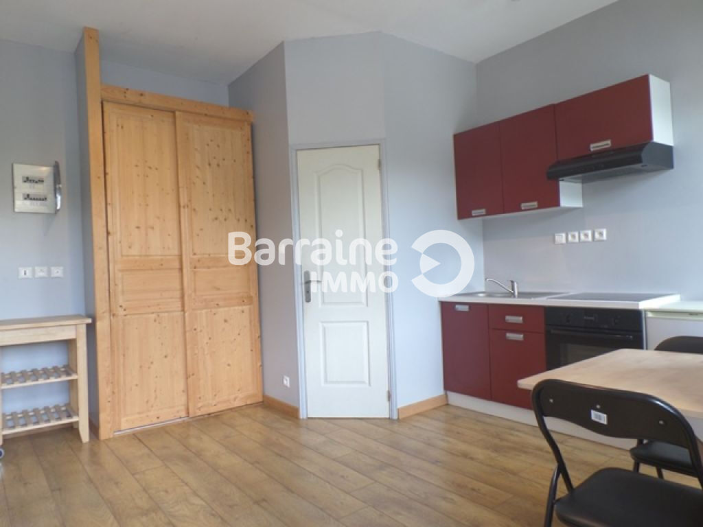 LOCATION BREST SAINT-MICHEL STUDIO 17.22 M² LOCATION BREST SAINT-MICHEL STUDIO 17.22 M²
