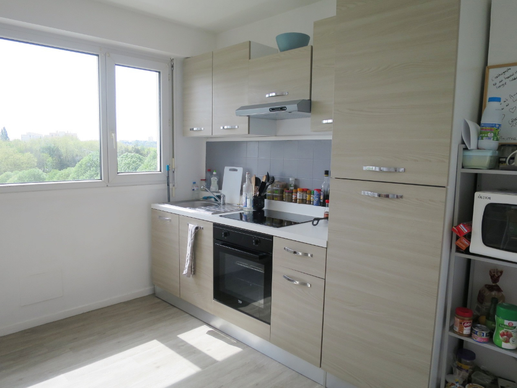 LOCATION BREST BELLEVUE APPARTEMENT T4 74.27 M² PLACE DE PARKING IDÉAL COLOCATION LOCATION BREST BELLEVUE APPARTEMENT T4 74.27 M² PLACE DE PARKING IDÉAL COLOCATION