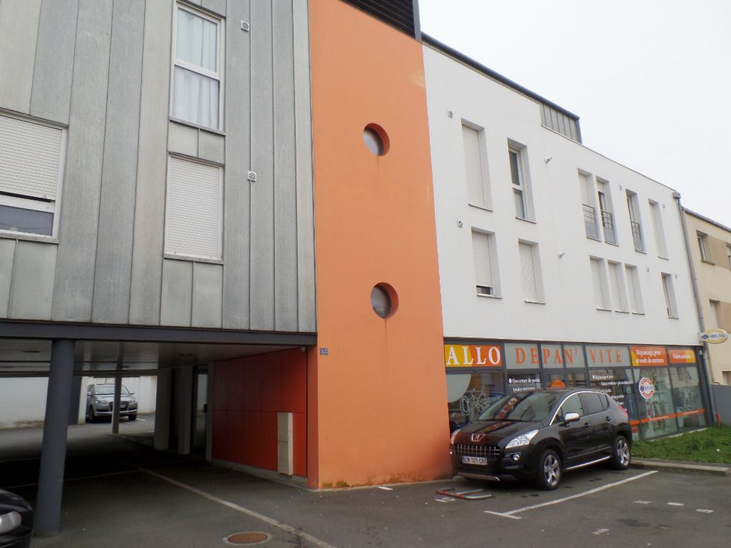LOCATION BREST DOURJACQ APPARTEMENT T2 42,30 M² IMMEUBLE NEUF BBC BALCON PLACE DE PARKING LOCATION BREST DOURJACQ APPARTEMENT T2 42,30 M² IMMEUBLE NEUF BBC BALCON PLACE DE PARKING