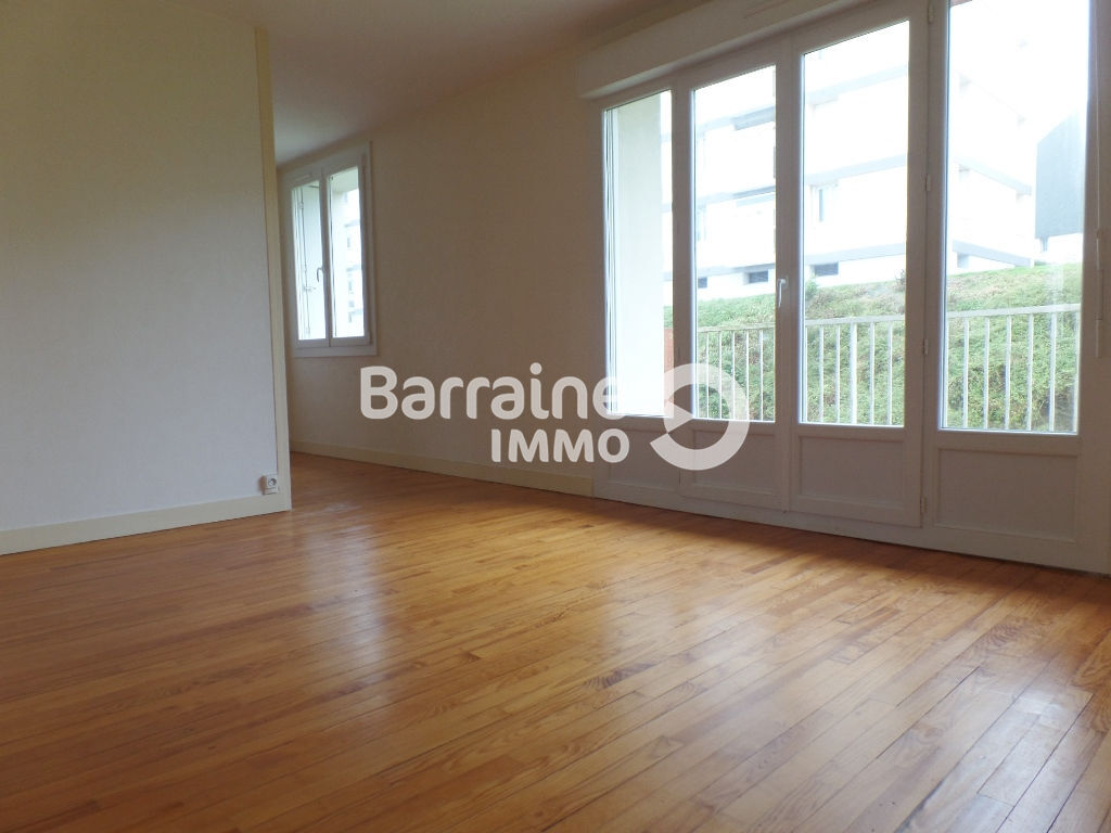 A LOUER BREST DOURJACQ APPARTEMENT T3 70.26 m² BALCON A LOUER BREST DOURJACQ APPARTEMENT T3 70.26 m² BALCON
