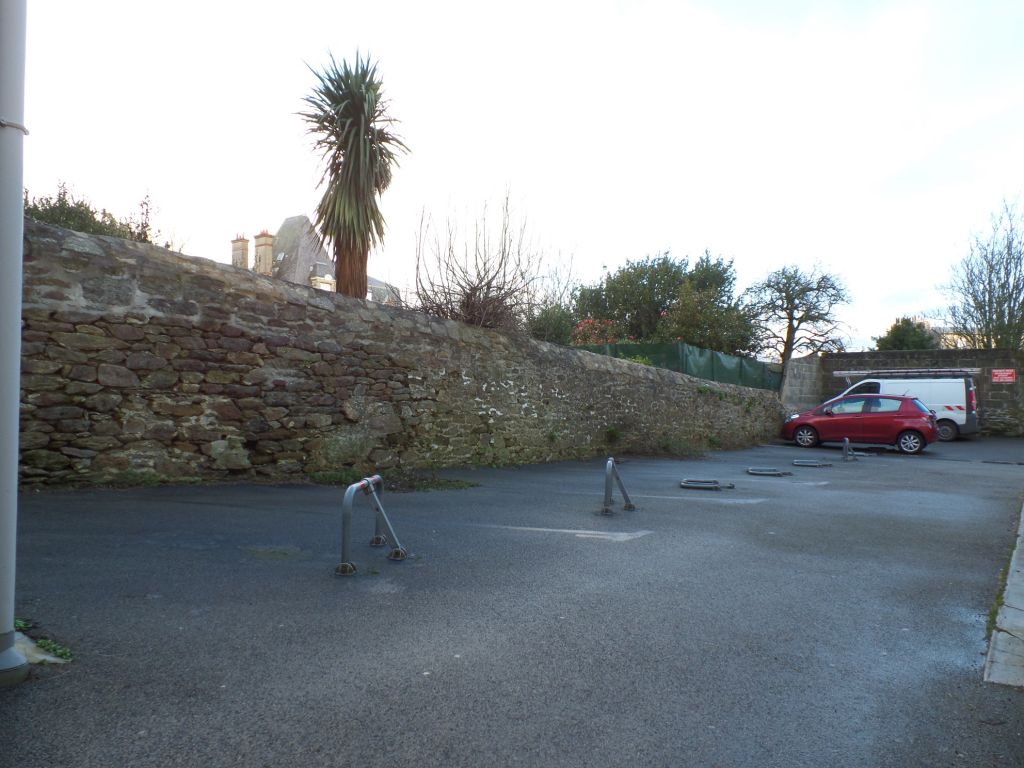 LOCATION BREST SAINT MICHEL PLACE DE PARKING LOCATION BREST SAINT MICHEL PLACE DE PARKING