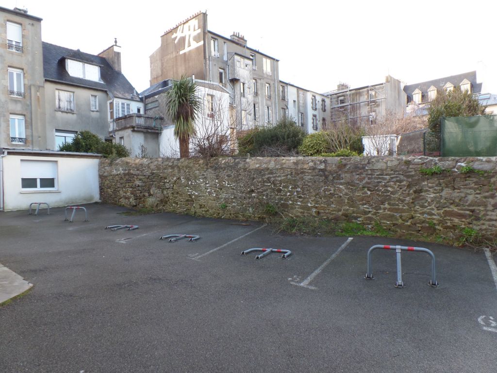 LOCATION BREST SAINT MICHEL PLACE DE PARKING LOCATION BREST SAINT MICHEL PLACE DE PARKING