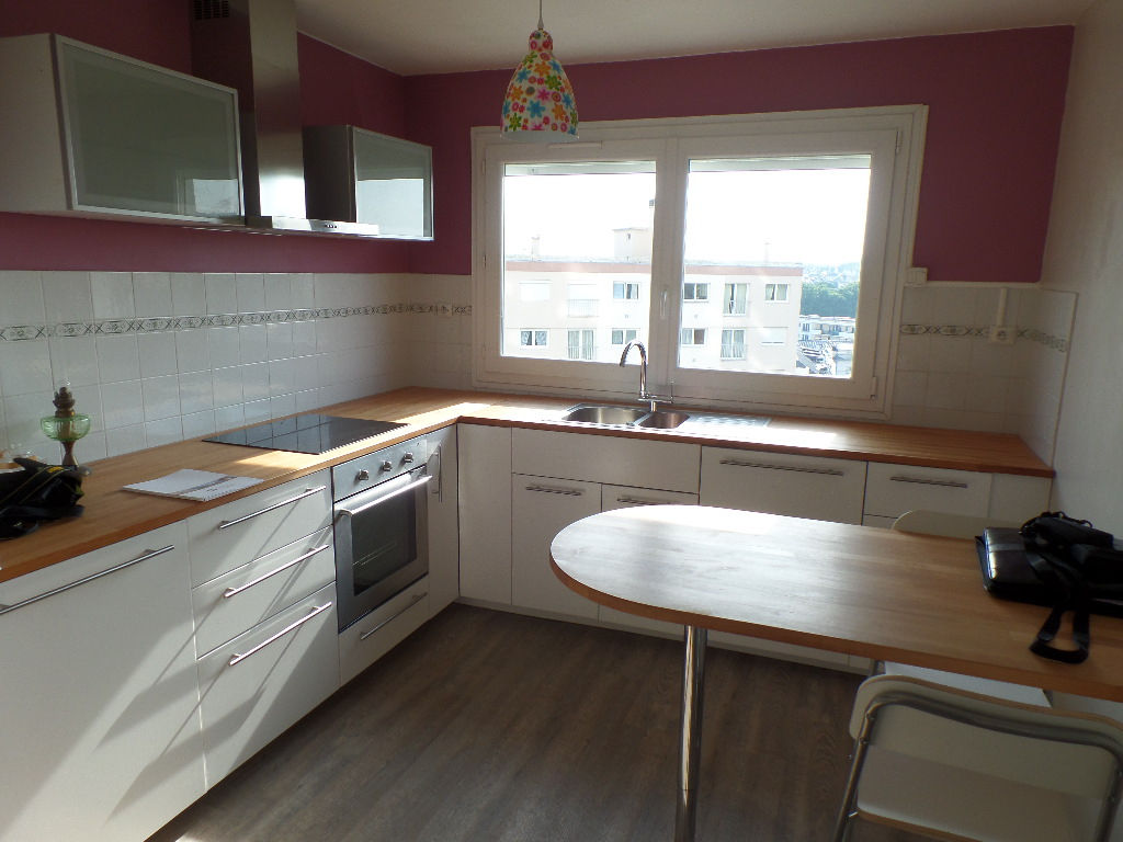 A VENDRE BREST BONNE NOUVELLE APPARTEMENT T4 81m² ASCENSEUR BALCON SUD OUEST A VENDRE BREST BONNE NOUVELLE APPARTEMENT T4 81m² ASCENSEUR BALCON SUD OUEST