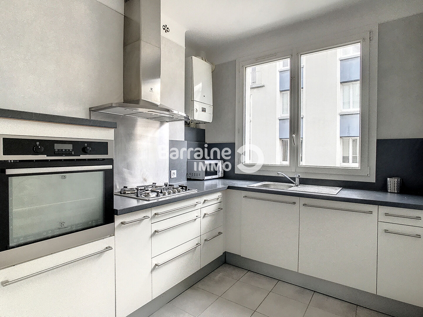 LOCATION BREST CENTRE SIAM T3 62m² BALCON LOCATION BREST CENTRE SIAM T3 62m² BALCON