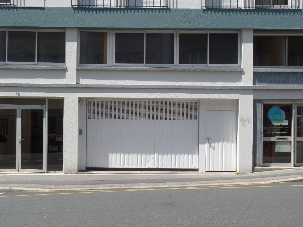 A VENDRE BREST LIBERTE PARKING COUVERT SECURISE A VENDRE BREST LIBERTE PARKING COUVERT SECURISE