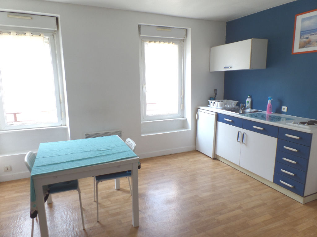 LOCATION BREST LAMBEZELLEC STUDIO MEUBLE 22.08 m2 LOCATION BREST LAMBEZELLEC STUDIO MEUBLE 22.08 m2