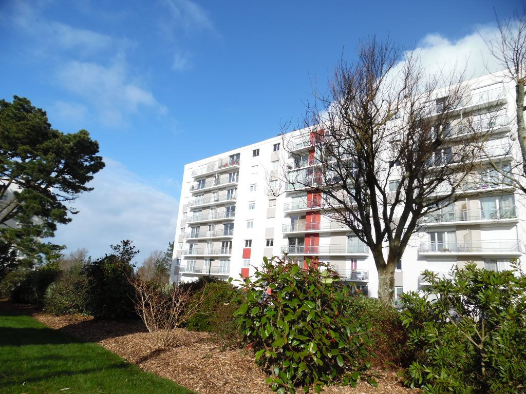 A VENDRE EN EXCLUSIVITE BREST SAINT PIERRE APPARTEMENT T5 98M² 3 CHAMBRES ASCENSEUR BALCON PARKING A VENDRE EN EXCLUSIVITE BREST SAINT PIERRE APPARTEMENT T5 98M² 3 CHAMBRES ASCENSEUR BALCON PARKING