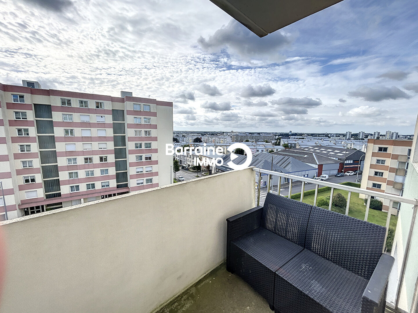 LOCATION BREST STRASBOURG APPARTEMENT T4 82.62m² GARAGE LOCATION BREST STRASBOURG APPARTEMENT T4 82.62m² GARAGE