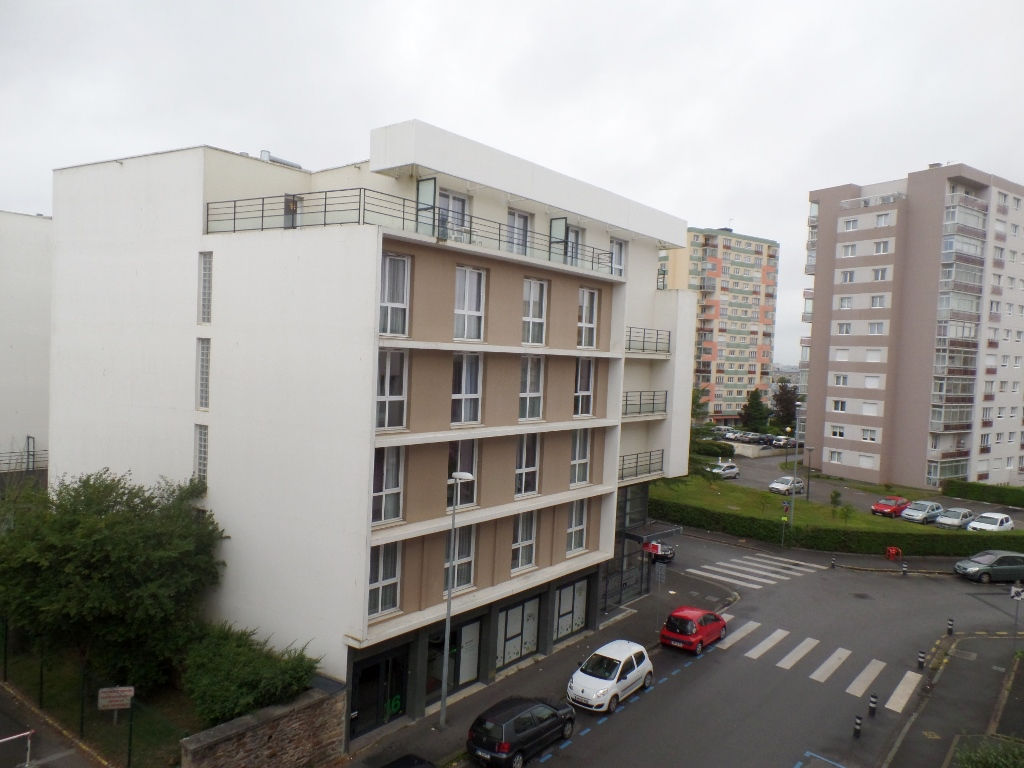 A LOUER BREST PLACE DE STRASBOURG APPARTEMENT T3 56.35 m² A LOUER BREST PLACE DE STRASBOURG APPARTEMENT T3 56.35 m²