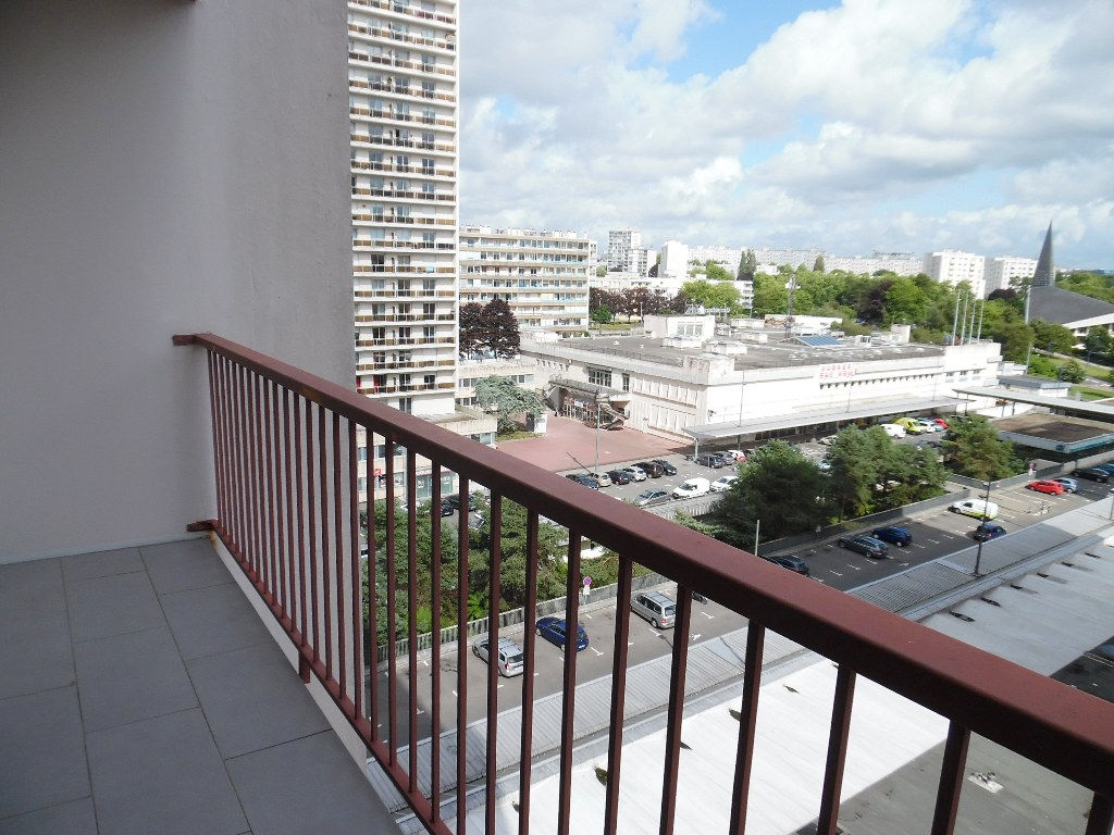 A VENDRE BREST BELLEVUE APPARTEMENT T4 80M² 3 CHAMBRES BALCONS ASCENSEUR VUE DEGAGEE A VENDRE BREST BELLEVUE APPARTEMENT T4 80M² 3 CHAMBRES BALCONS ASCENSEUR VUE DEGAGEE