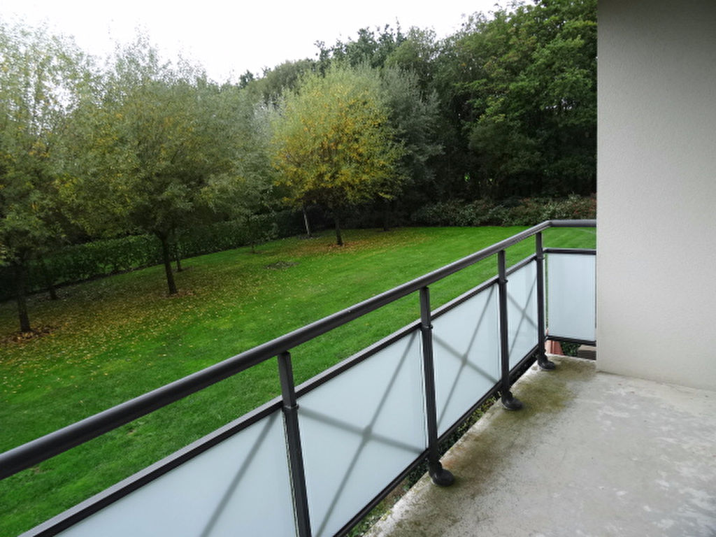 A VENDRE LORIENT KERFICHANT APPARTEMENT T2 de 45m² BALCON TERRASSE EXPOSITION SUD PARKING PRIVE EN SOUS SOL A VENDRE LORIENT KERFICHANT APPARTEMENT T2 de 45m² BALCON TERRASSE EXPOSITION SUD PARKING PRIVE EN SOUS SOL