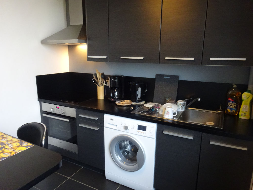A VENDRE LORIENT SAINT ARMEL APPARTEMENT T2 de 50m² DERNIER ETAGE BIEN EXPOSE A VENDRE LORIENT SAINT ARMEL APPARTEMENT T2 de 50m² DERNIER ETAGE BIEN EXPOSE