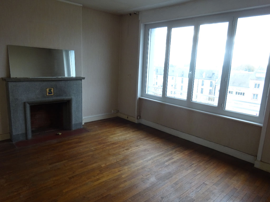 A VENDRE LORIENT GARE APPARTEMENT T2 de 55m² EXPOSITION SUD ET VUE DEGAGEE A VENDRE LORIENT GARE APPARTEMENT T2 de 55m² EXPOSITION SUD ET VUE DEGAGEE