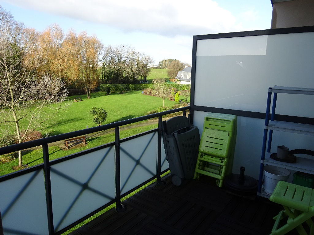 A VENDRE LORIENT KERFICHANT APPARTEMENT T2 de 42m² TERRASSE BIEN EXPOSEE PARKING EN SOUS SOL A VENDRE LORIENT KERFICHANT APPARTEMENT T2 de 42m² TERRASSE BIEN EXPOSEE PARKING EN SOUS SOL