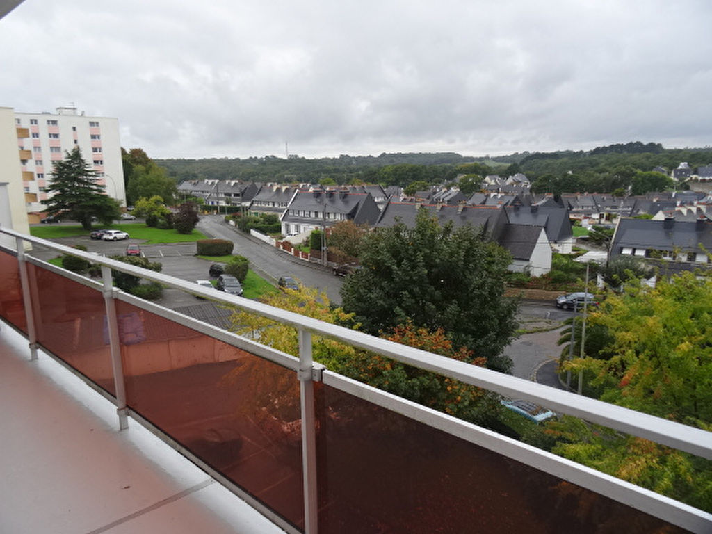 A VENDRE APPARTEMENT T4 de 81m² ASCENSEUR BALCON ET GARAGE A VENDRE APPARTEMENT T4 de 81m² ASCENSEUR BALCON ET GARAGE