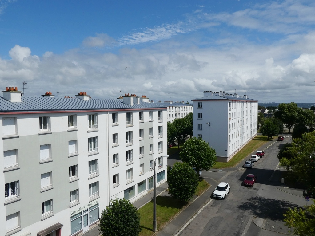 VENDU BREST PETIT PARIS APPARTEMENT T4 64.04m² VENDU BREST PETIT PARIS APPARTEMENT T4 64.04m²