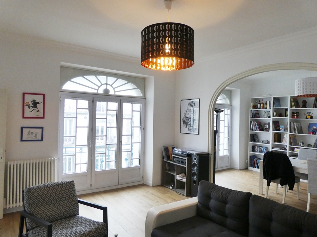 A VENDRE BREST CENTRE JAURES APPARTEMENT BOURGEOIS T5 112.16m² ASCENSEUR BELLE ARCHITECTURE A VENDRE BREST CENTRE JAURES APPARTEMENT BOURGEOIS T5 112.16m² ASCENSEUR BELLE ARCHITECTURE