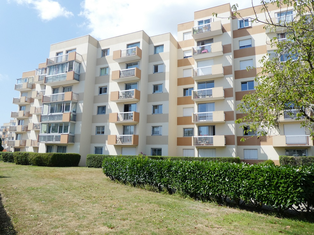 EXCLUSIVITE BREST STRASBOURG APPARTEMENT T2 49M² TERRASSE PLACE DE PARKING EN SOUS-SOL EXCLUSIVITE BREST STRASBOURG APPARTEMENT T2 49M² TERRASSE PLACE DE PARKING EN SOUS-SOL