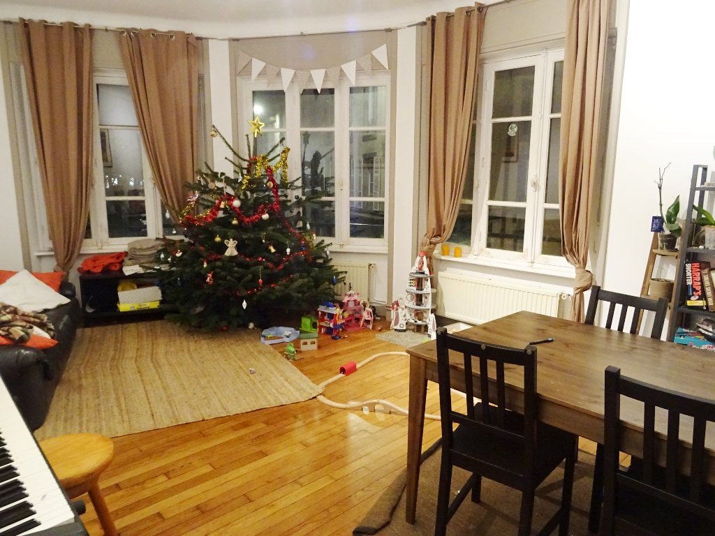 VENDU - BREST- SAINT MARTIN- APPARTEMENT T4 74 m2 3 CHAMBRES VENDU - BREST- SAINT MARTIN- APPARTEMENT T4 74 m2 3 CHAMBRES