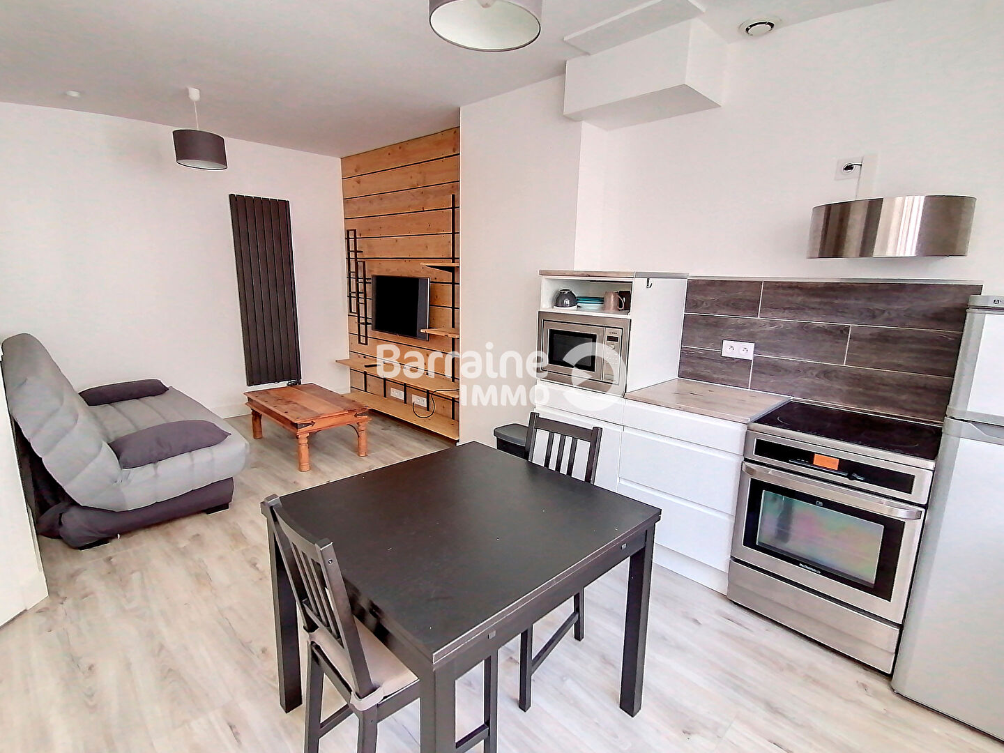 A LOUER - LORIENT CENTRE VILLE - BEL APPARTEMENT T1 MEUBLE EN TRES BON ETAT A LOUER - LORIENT CENTRE VILLE - BEL APPARTEMENT T1 MEUBLE EN TRES BON ETAT