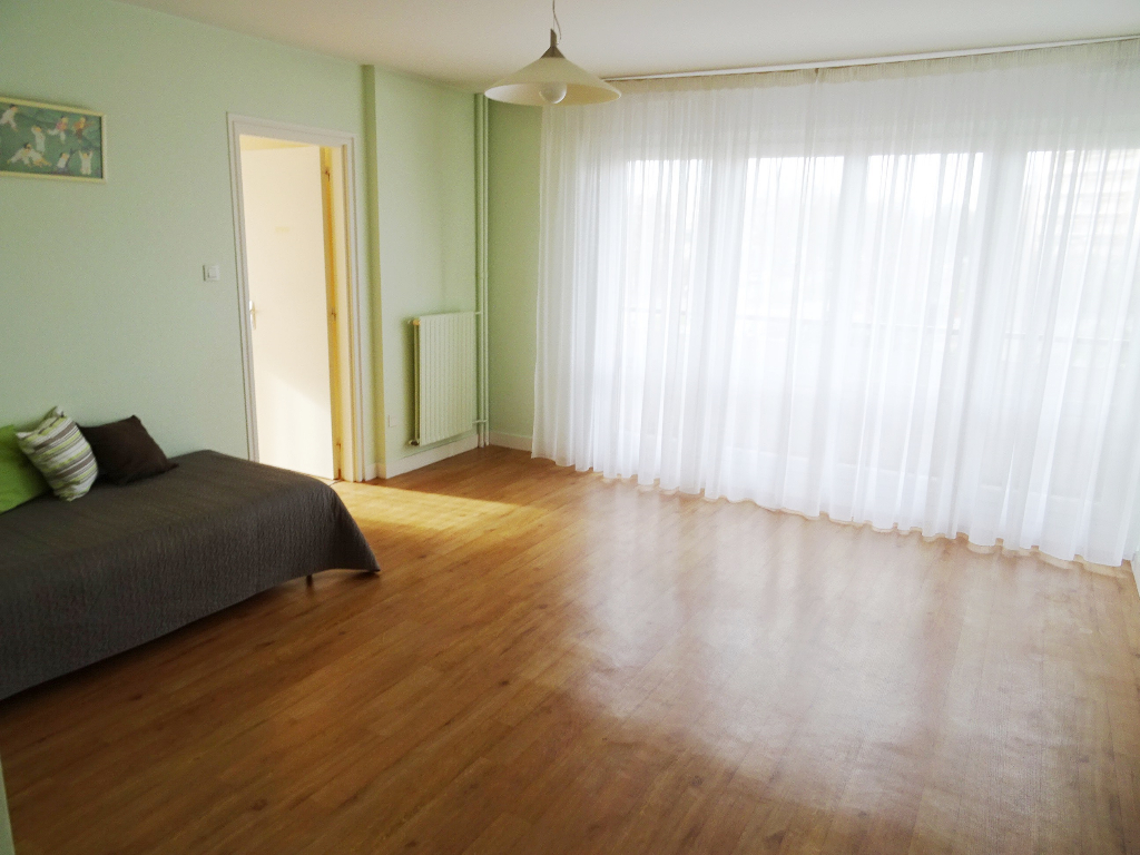 A VENDRE BREST BELLEVUE APPARTEMENT T3 69.39M² 2 CHAMBRES BALCONS ASCENSEUR A VENDRE BREST BELLEVUE APPARTEMENT T3 69.39M² 2 CHAMBRES BALCONS ASCENSEUR