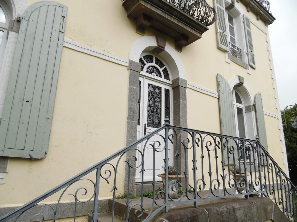 VENDUE BREST SAINT MARC PROPRIETE 208m² 5 CHAMBRES PARCELLE DE 1500m² VENDUE BREST SAINT MARC PROPRIETE 208m² 5 CHAMBRES PARCELLE DE 1500m²