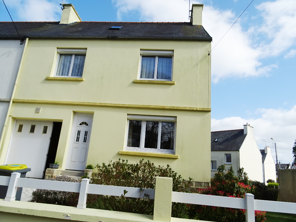 VENDU PAR OCEANE IMMOBILIER GUIPAVAS TOURBIAN MAISON T4 JARDIN CLOS GARAGE VENDU PAR OCEANE IMMOBILIER GUIPAVAS TOURBIAN MAISON T4 JARDIN CLOS GARAGE