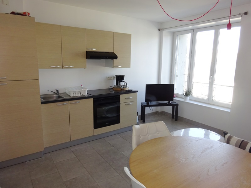 A LOUER BREST KERICHEN APPARTEMENT T2 MEUBLE DE 32 M² A LOUER BREST KERICHEN APPARTEMENT T2 MEUBLE DE 32 M²