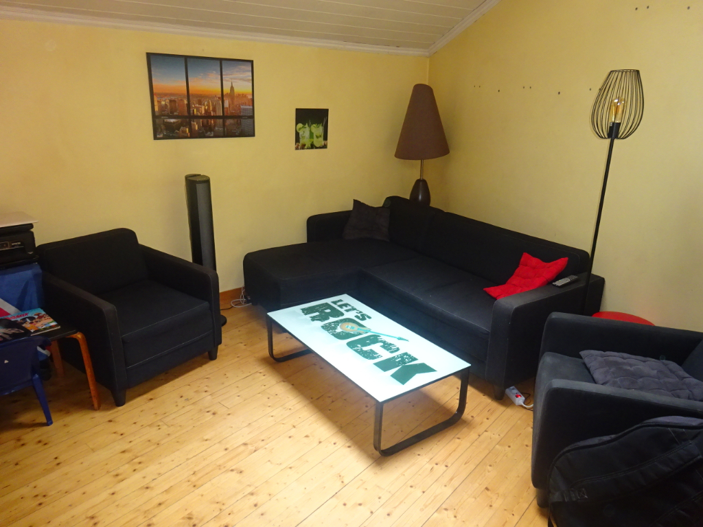 A VENDRE LORIENT MERVILLE APPARTEMENT T4 DUPLEX de 60m² A VENDRE LORIENT MERVILLE APPARTEMENT T4 DUPLEX de 60m²